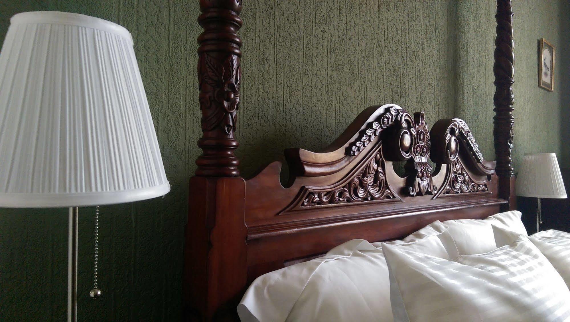 Lochinver Guesthouse Ер Екстер'єр фото