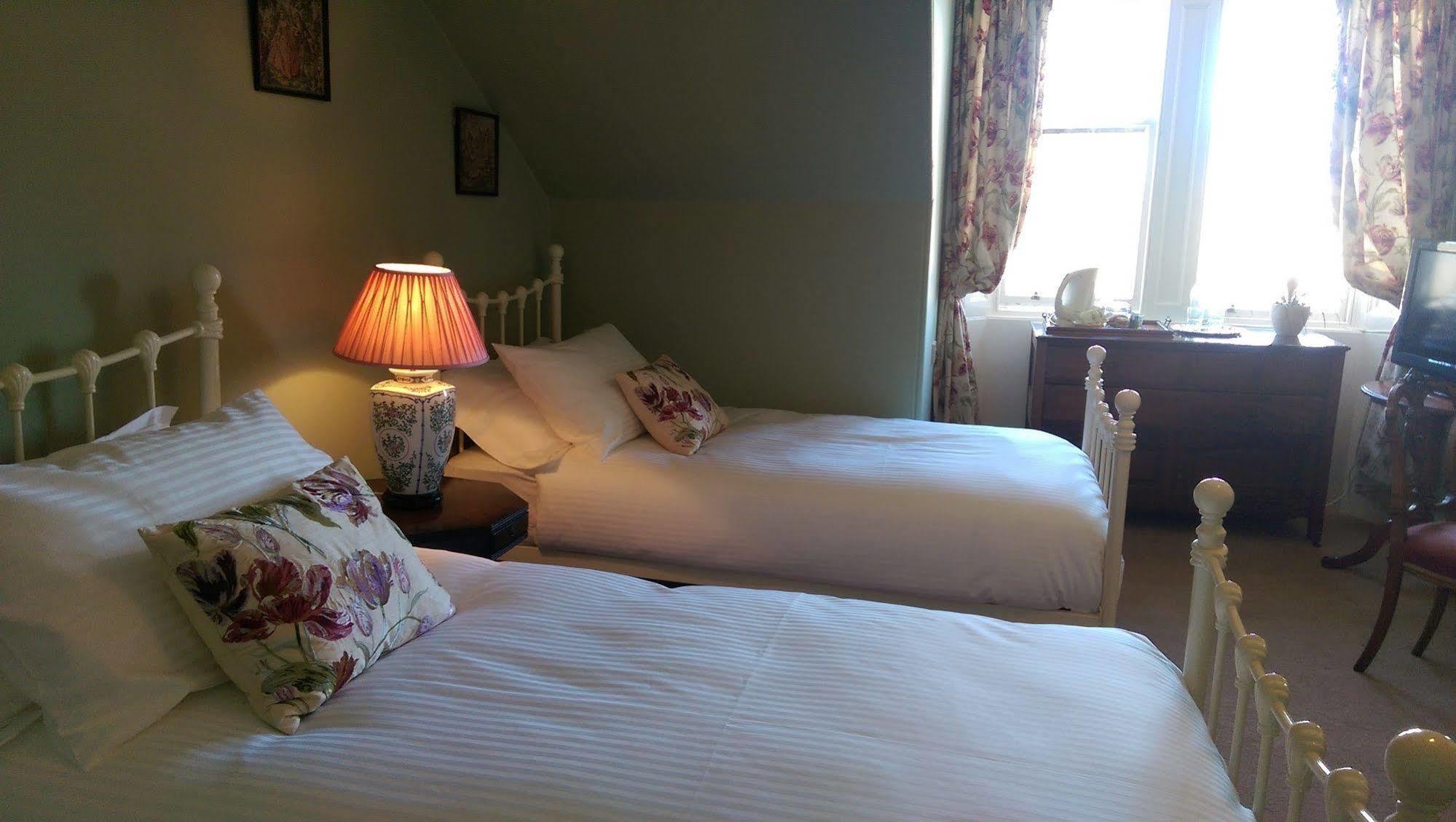 Lochinver Guesthouse Ер Екстер'єр фото